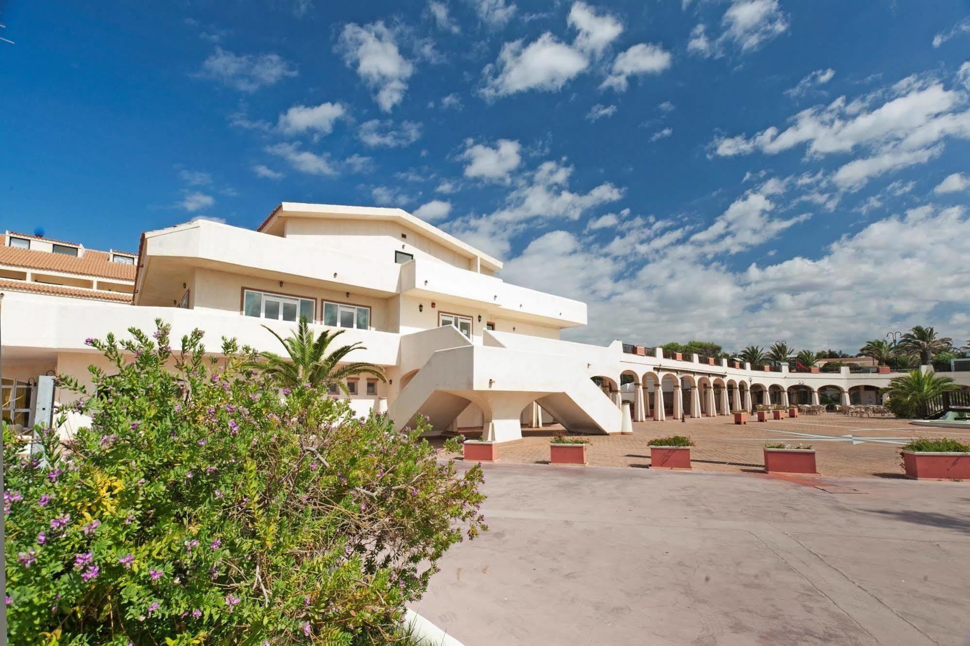 La Plage Noire Resort Marina di Sorso Exterior foto